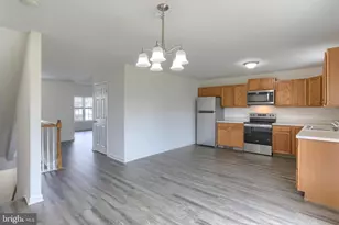2124 Autumn Ct, Lebanon, PA 17042 - Photo 4