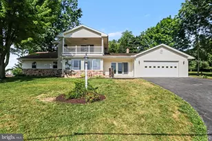 142 Eisenhower Rd, Palmyra, PA 17078 - Photo 1