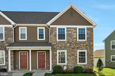 721 Farmwood Lane, Lebanon, PA 17042 - Photo 2