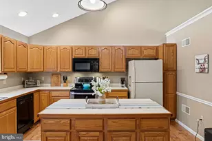 112 Beech Ave, Fredericksburg, PA 17026 - Photo 14