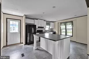 2110 Scull St, Lebanon, PA 17046 - Photo 8