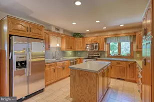 26 E Bethany Rd, Newmanstown, PA 17073 - Photo 6