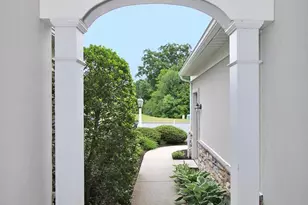1061 Alden Way, Lebanon, PA 17042 - Photo 4