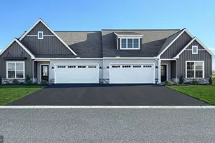 35 Canterbury Ln, Annville, PA 17003 - Photo 4