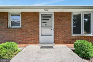 34 Locust Ln, Quentin, PA 17083 - Photo 4