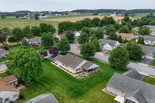 90 Arbor Dr, Myerstown, PA 17067 - Photo 2