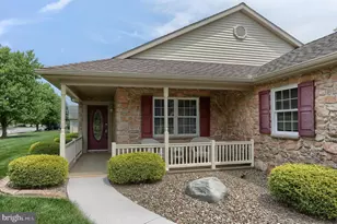 90 Arbor Dr, Myerstown, PA 17067 - Photo 8