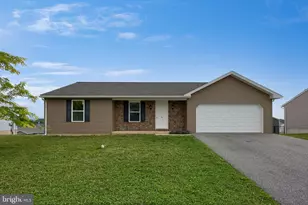 10 Hillside Dr, Newmanstown, PA 17073 - Photo 1