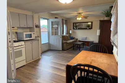 472 S Lancaster St #24, Lebanon, PA 17046 - Photo 4