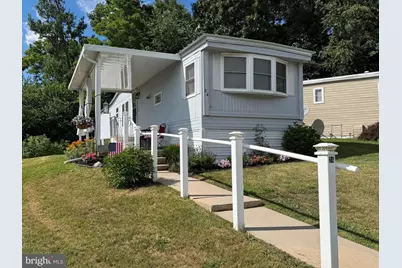 472 S Lancaster St #24, Lebanon, PA 17046 - Photo 1
