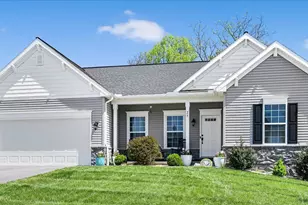 25 Creekside Dr, Lebanon, PA 17042 - Photo 2