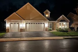 1021 Northgate Dr, Lebanon, PA 17042 - Photo 1