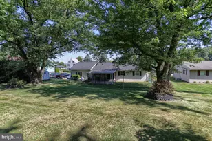 1154 Kochenderfer Rd, Lebanon, PA 17046 - Photo 2