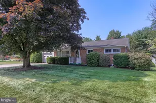 277 S 23rd St, Lebanon, PA 17042 - Photo 2