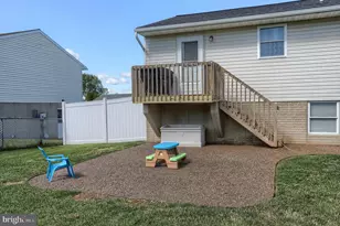 37 Village Dr, Newmanstown, PA 17073 - Photo 36