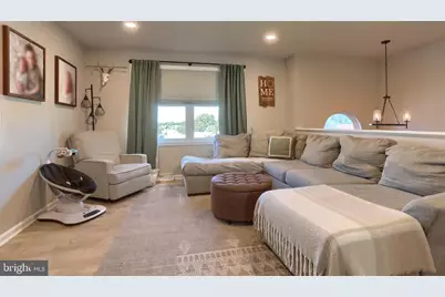 37 Village Drive, Newmanstown, PA 17073 - Photo 4