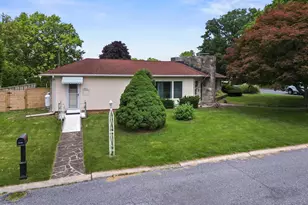 1601 Oak St, Lebanon, PA 17042 - Photo 4