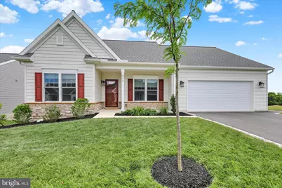 606 Lilliana Dr, Lebanon, PA 17046 - Photo 1