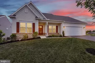 606 Lilliana Dr, Lebanon, PA 17046 - Photo 2