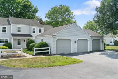 608 Cambridge Court, Palmyra, PA 17078 - Photo 2