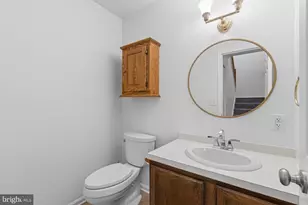 608 Cambridge Ct, Palmyra, PA 17078 - Photo 12
