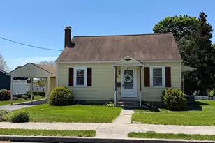 125 S Windsor Ave, Palmyra, PA 17078 - Photo 2