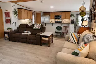 14 Orchard St, Fredericksburg, PA 17026 - Photo 2