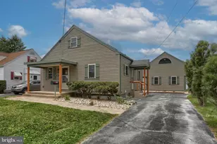 455 Beechwood Ave, Lebanon, PA 17042 - Photo 1
