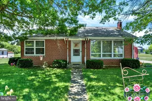 74 Palmyra Rd, Palmyra, PA 17078 - Photo 1