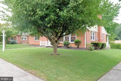847 E Maple Street, Palmyra, PA 17078 - Photo 2