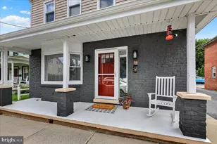 18 E Maple St, Cleona, PA 17042 - Photo 6