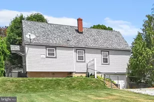 538 W Walnut St L-0122, Cleona, PA 17042 - Photo 22