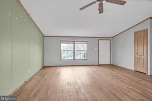 1 Pine St, Fredericksburg, PA 17026 - Photo 4