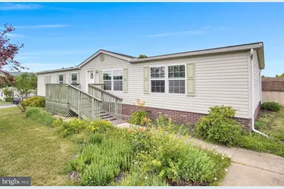 1 Pine St, Fredericksburg, PA 17026 - Photo 32