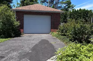 619 Renova Ave, Lebanon, PA 17042 - Photo 2