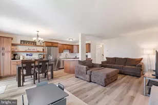 537 Brookwood, Palmyra, PA 17078 - Photo 4