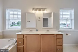 500 Sweetwater Dr, Palmyra, PA 17078 - Photo 32