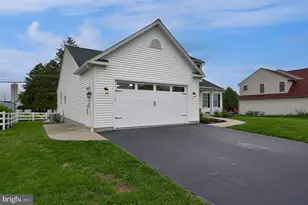 500 Sweetwater Dr, Palmyra, PA 17078 - Photo 52