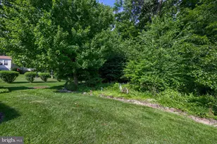 1037 Hemlock Cir, Manheim, PA 17545 - Photo 46