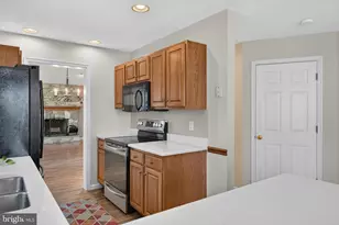 75 Pin Oak St, Palmyra, PA 17078 - Photo 8