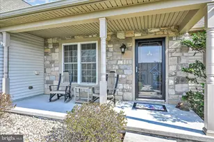 858 Water Edge Ct, Lebanon, PA 17046 - Photo 20