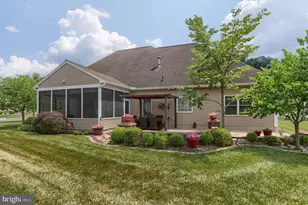 1012 Brandywine Dr, Lebanon, PA 17042 - Photo 4