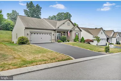 928 Sweetbay Ln., Lebanon, PA 17046 - Photo 4