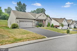 928 Sweetbay Ln, Lebanon, PA 17046 - Photo 4