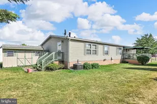 379 W Spruce St, Palmyra, PA 17078 - Photo 30