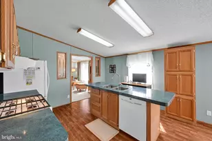 379 W Spruce St, Palmyra, PA 17078 - Photo 18