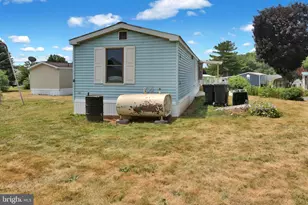 308 Palm City Park, Annville, PA 17003 - Photo 4