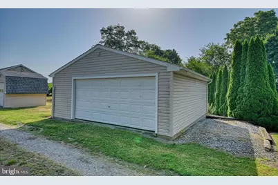827 N 8th Avenue, Lebanon, PA 17046 - Photo 32