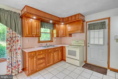 827 N 8th Avenue, Lebanon, PA 17046 - Photo 6