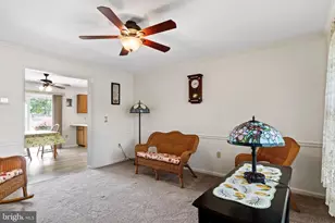 140 N Thistledown Dr, Palmyra, PA 17078 - Photo 18